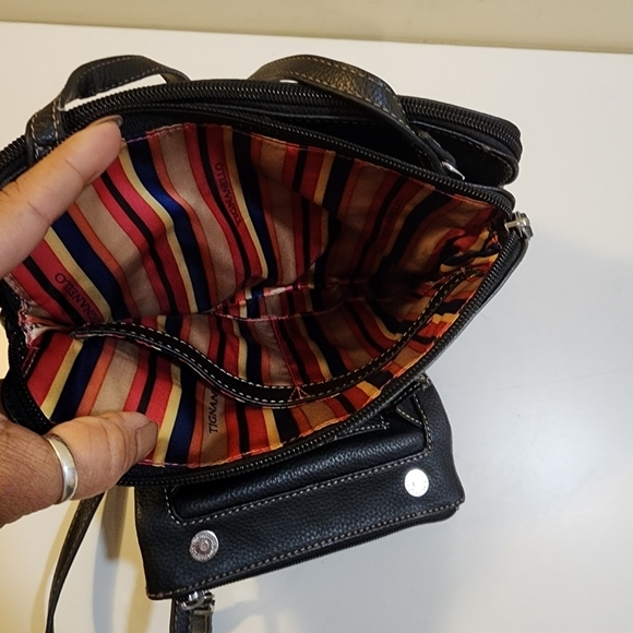 Tignanello Black Leather Crossbody Bag Purse - Picture 3 of 13